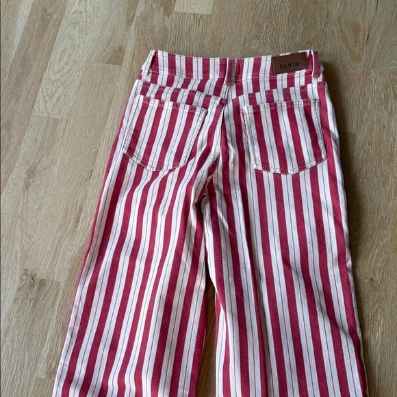 High-Rise Cream and Red Striped Wide-Leg Pants sezane - Picture 14 of 15
